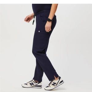 Figs maternity scrub pants